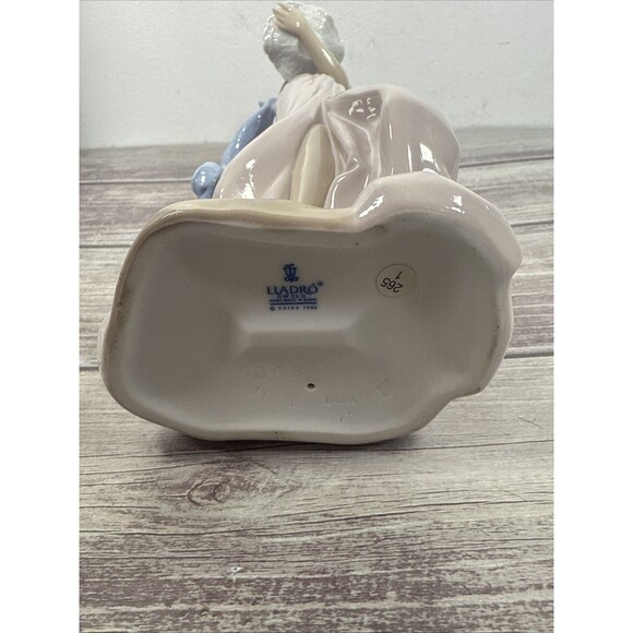 Lladro Spring Flirtation 6365 Pristine Condition - Picture 9 of 12